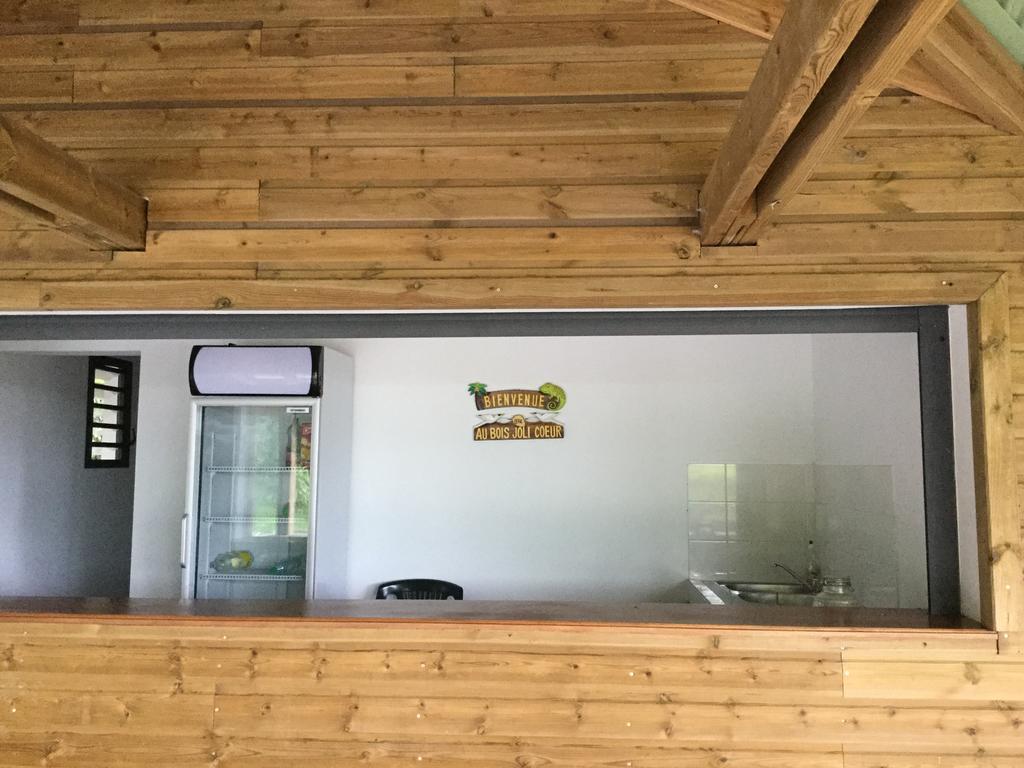 Le Bois Joli Coeur Hotell Saint-Benoît Eksteriør bilde