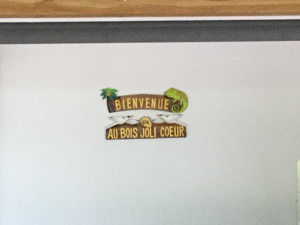 Le Bois Joli Coeur Hotell Saint-Benoît Eksteriør bilde